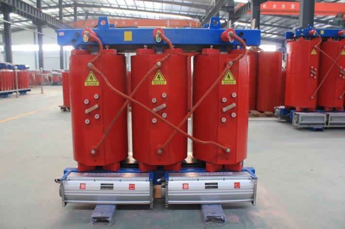 一般北京創(chuàng)聯(lián)匯通電氣全鋁的干式變壓器800kva價格是33900元，全銅的800kva干式變壓器價格是65000元。